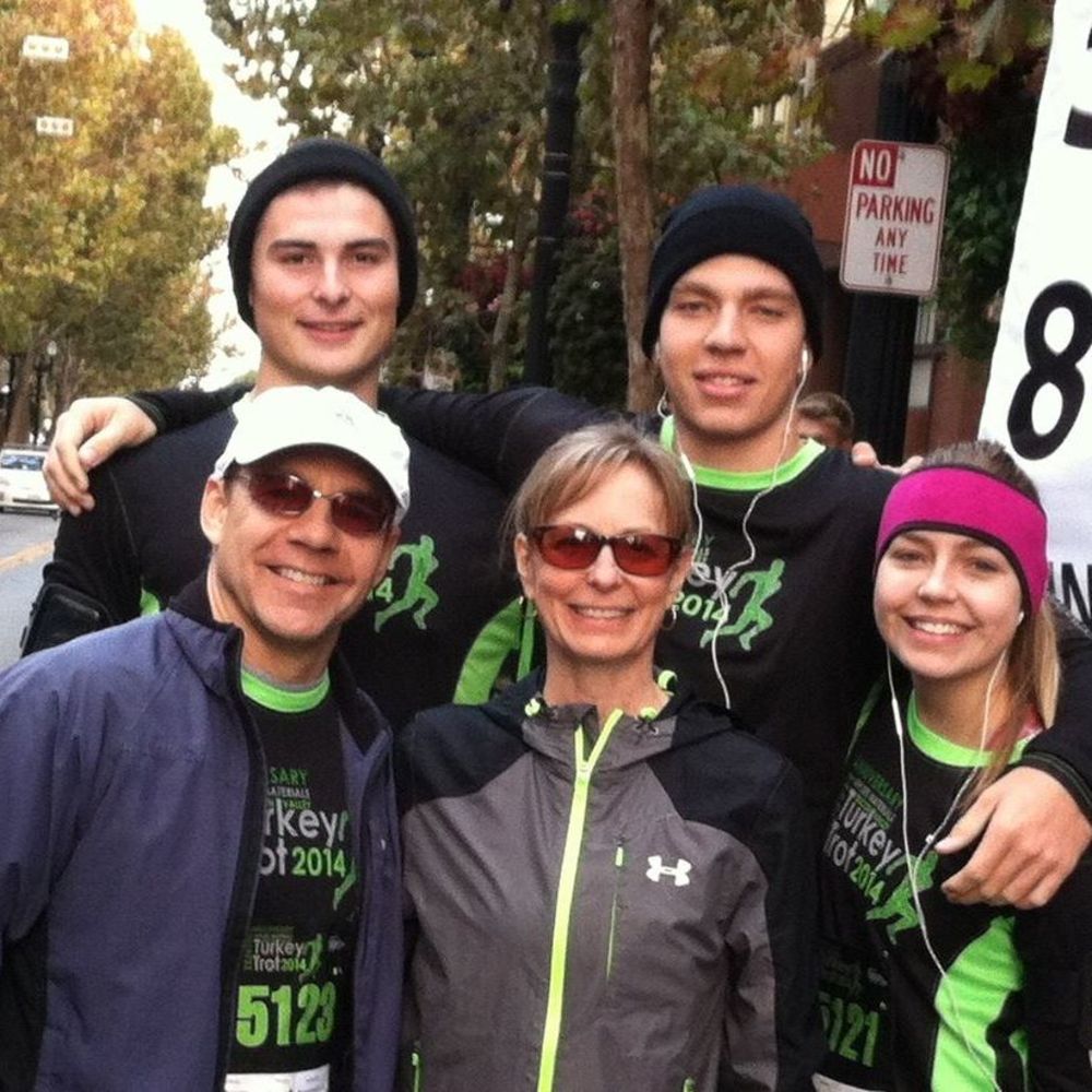 Meet your Posher, Leslie